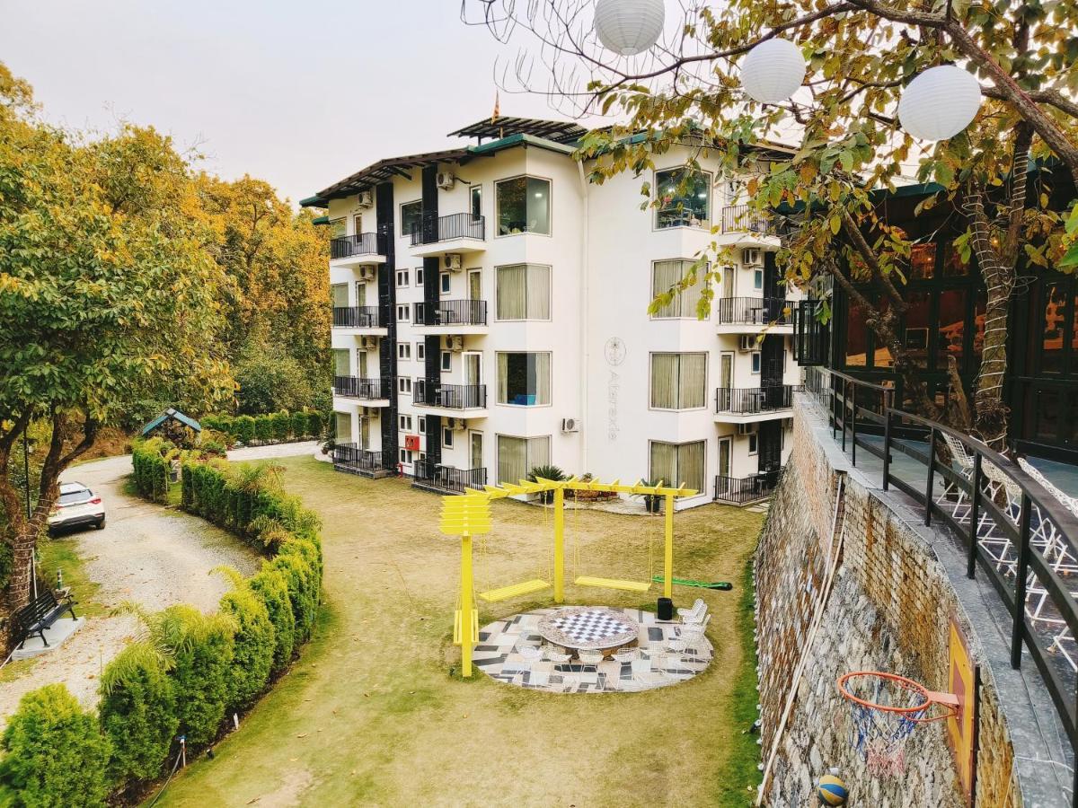 Ataraxia Crestmont Resort & Spa Dehradun Exterior photo